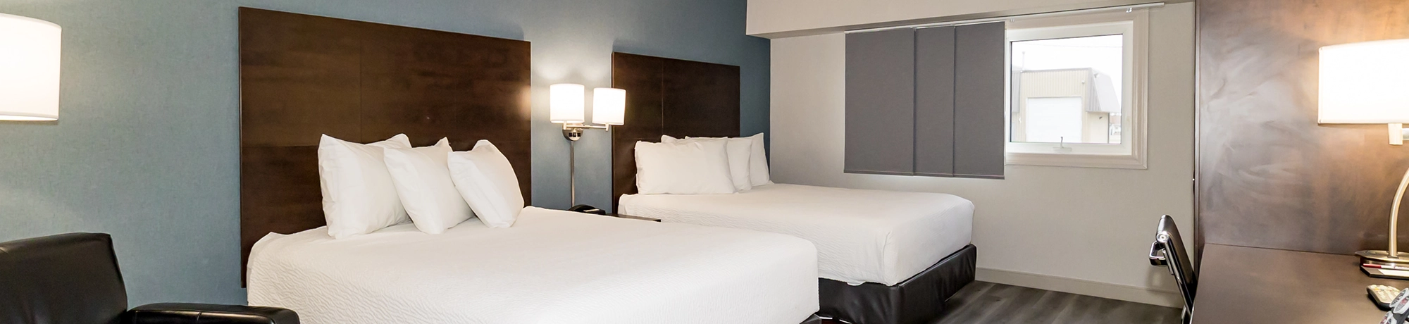 Brandon hotel guest room with double queen beds